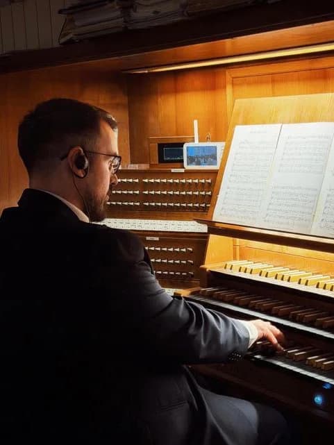 Emanuel Mates — Founder & Artistic Director